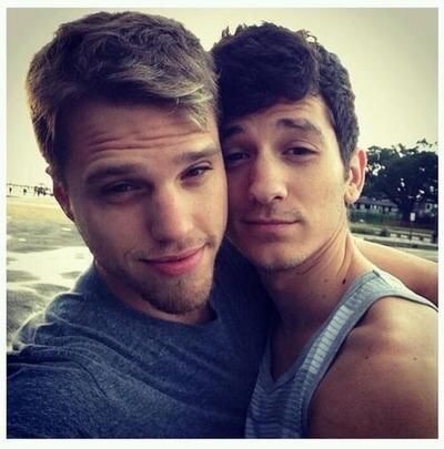 Hot Gay Couples 11